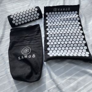 Open box, Kanjo Acupressure Mat & Acupressure Pillow Set With Travel Bag